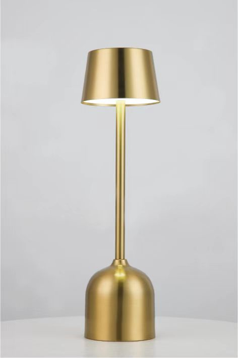 مصباح LED Pyramidea LRP10G ذهبي من الألومنيوم