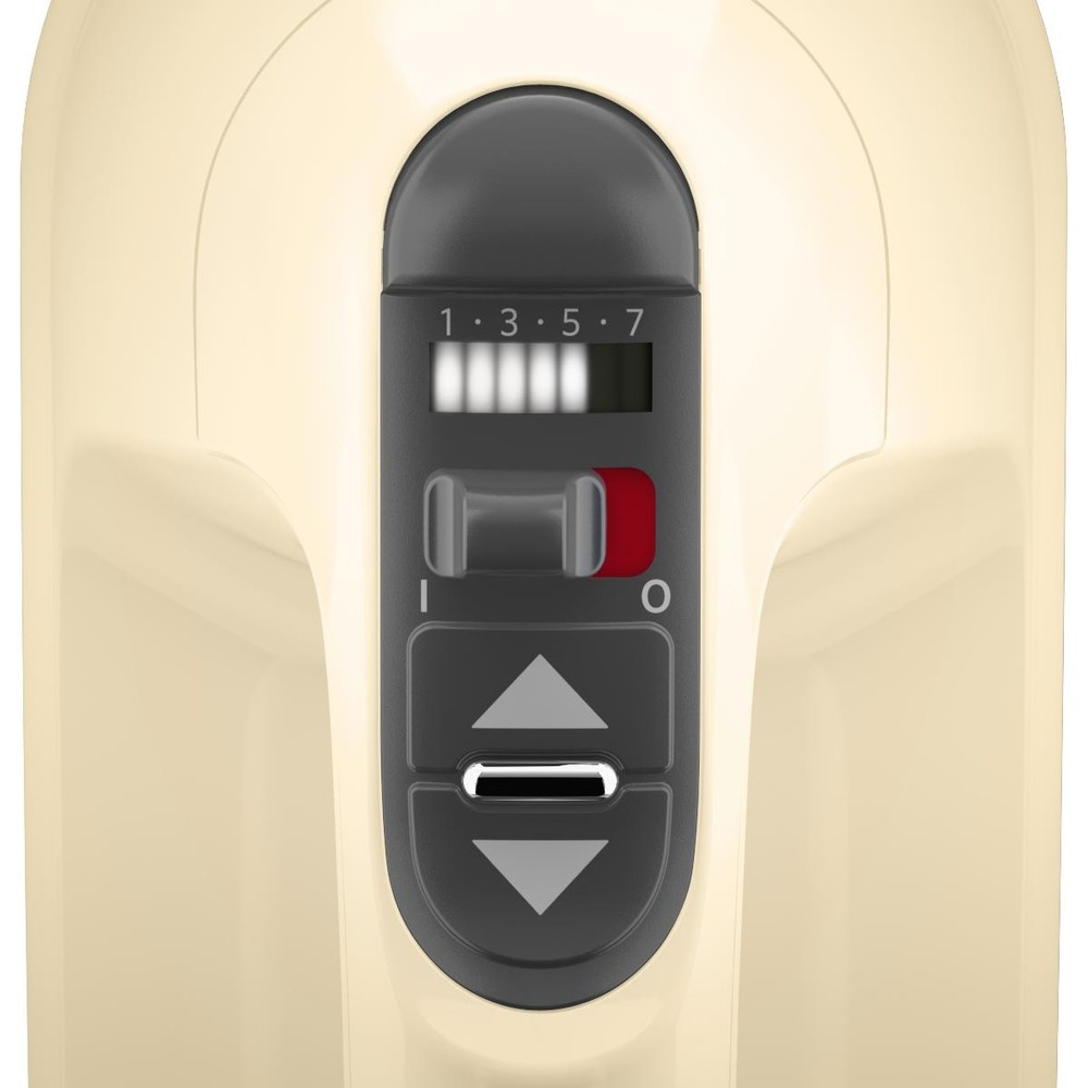 صورة خلاط يدوي KitchenAid 5KHM7210BAC - 85 واط، 7 سرعات، لوز/كريم
