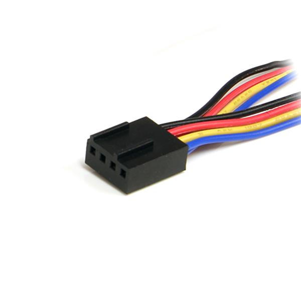 StarTech.com Cable Divisor 0,3m PWM instalado en PC