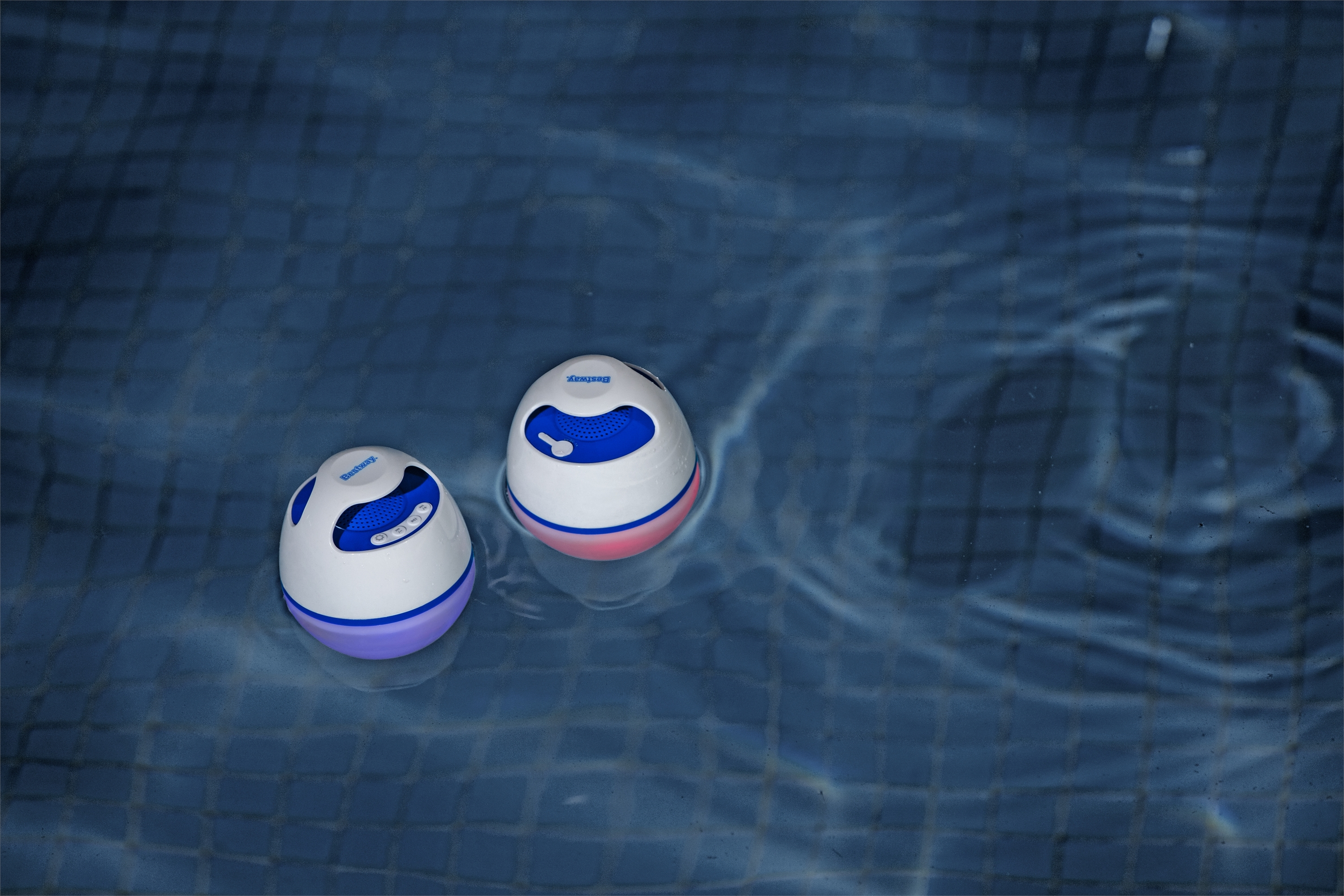 Bestway Flowclear MusicWave Floating LED Bluetooth Speaker image 28