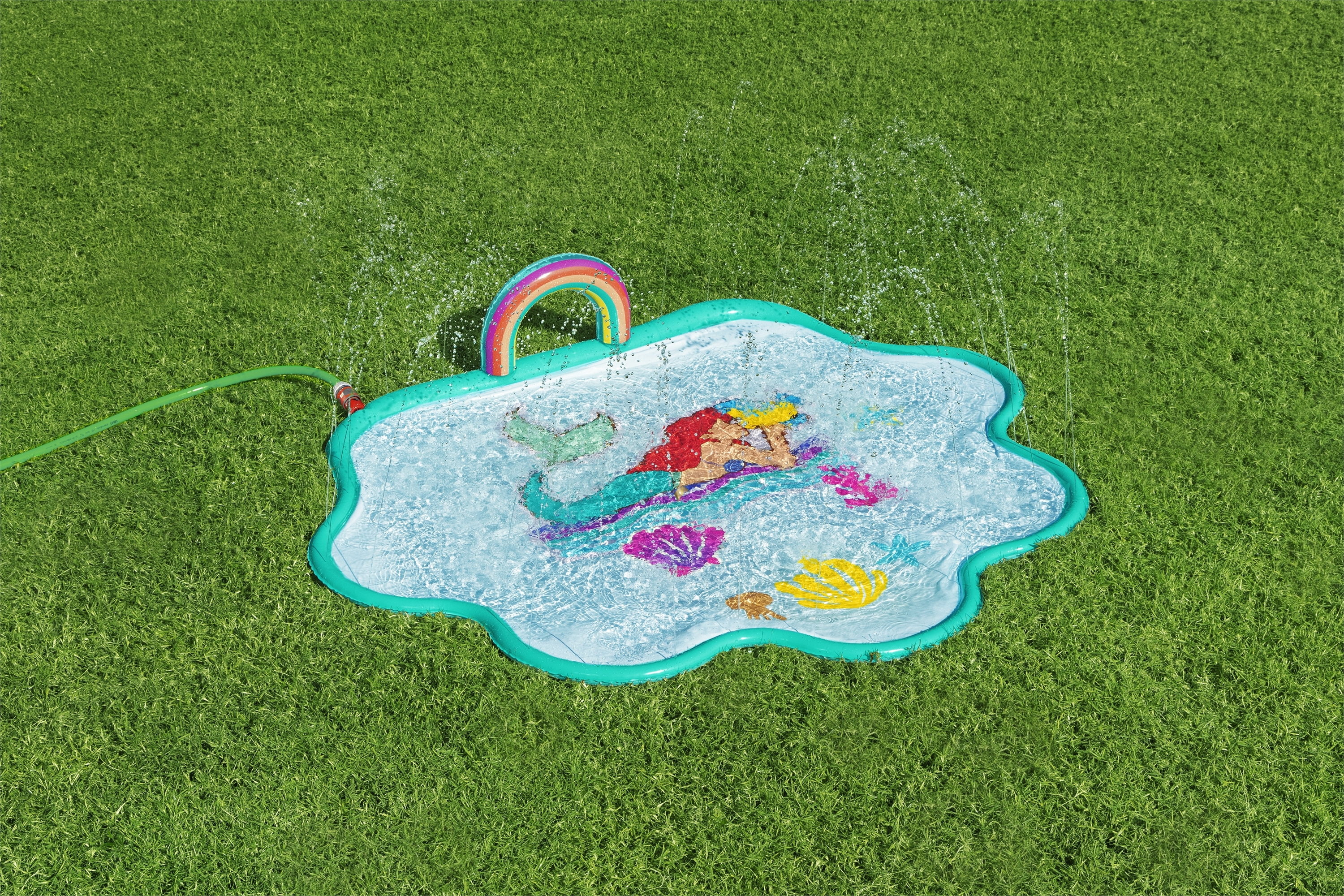 صورة Bestway Disney Little Mermaid Splash Pad 1.63m x 1.45m
