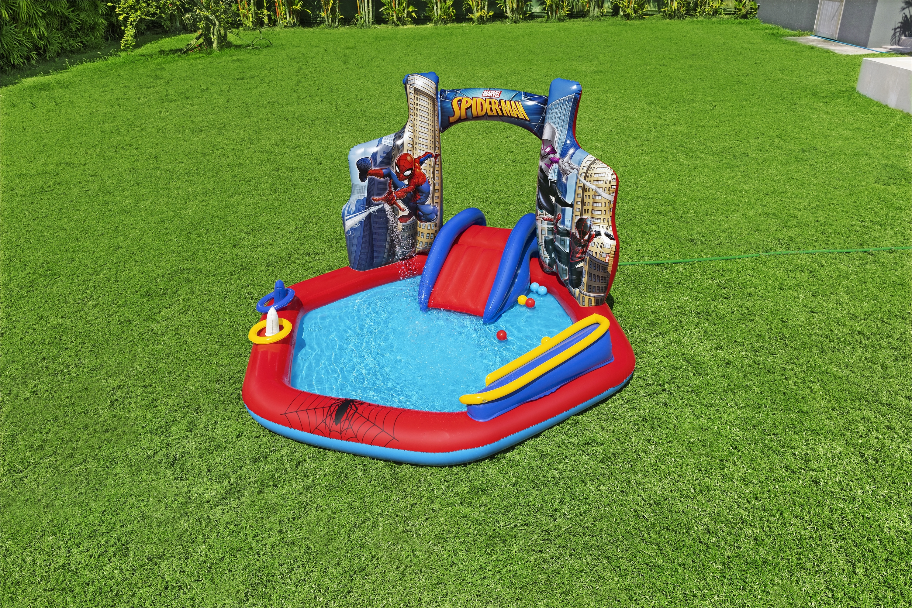 Resim Örümcek Adam Şişme Oyun Merkezi 2.11 m x 2.06 m x 1.27 m