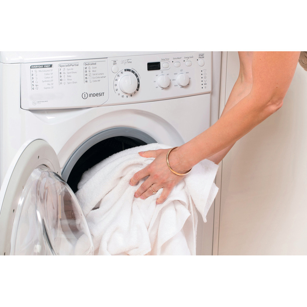 Indesit EWD 71452 W UK – image 4