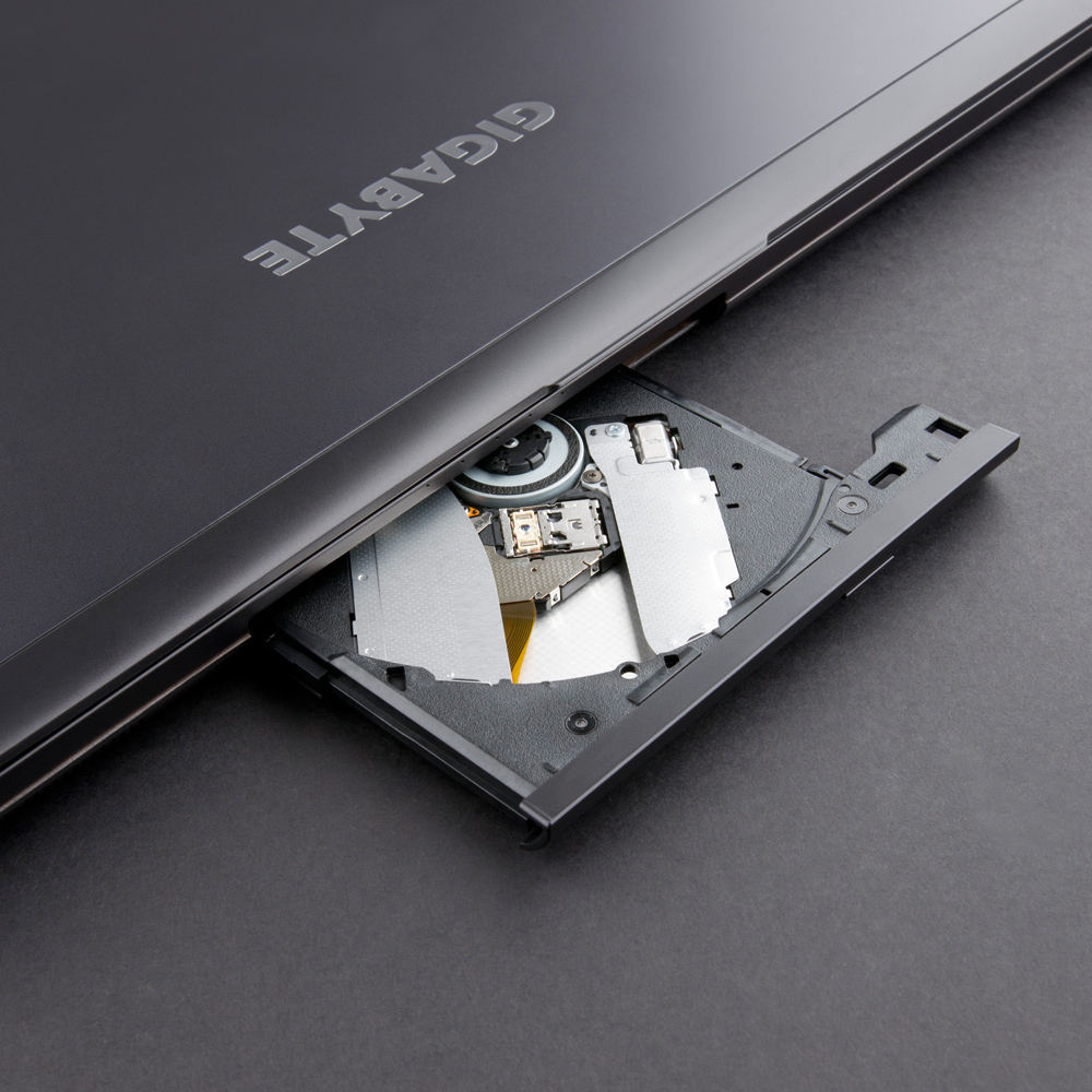 GIGABYTE P35W v2 – image 6