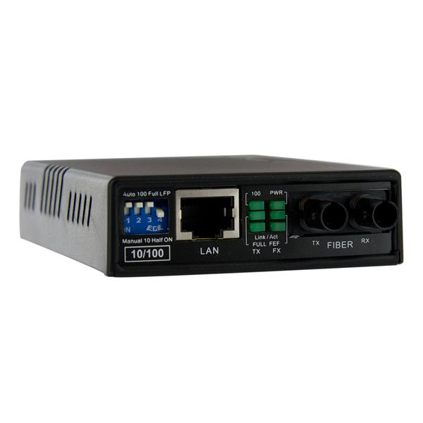StarTech.com 10/100 Multi Mode Fiber Copper Fast Ethernet Media Converter ST 2 km – image 4