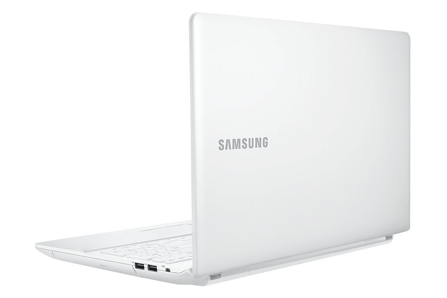 Samsung 2 NP270E5K Intel® Core™ i3 i3-5005U Laptop – image 3