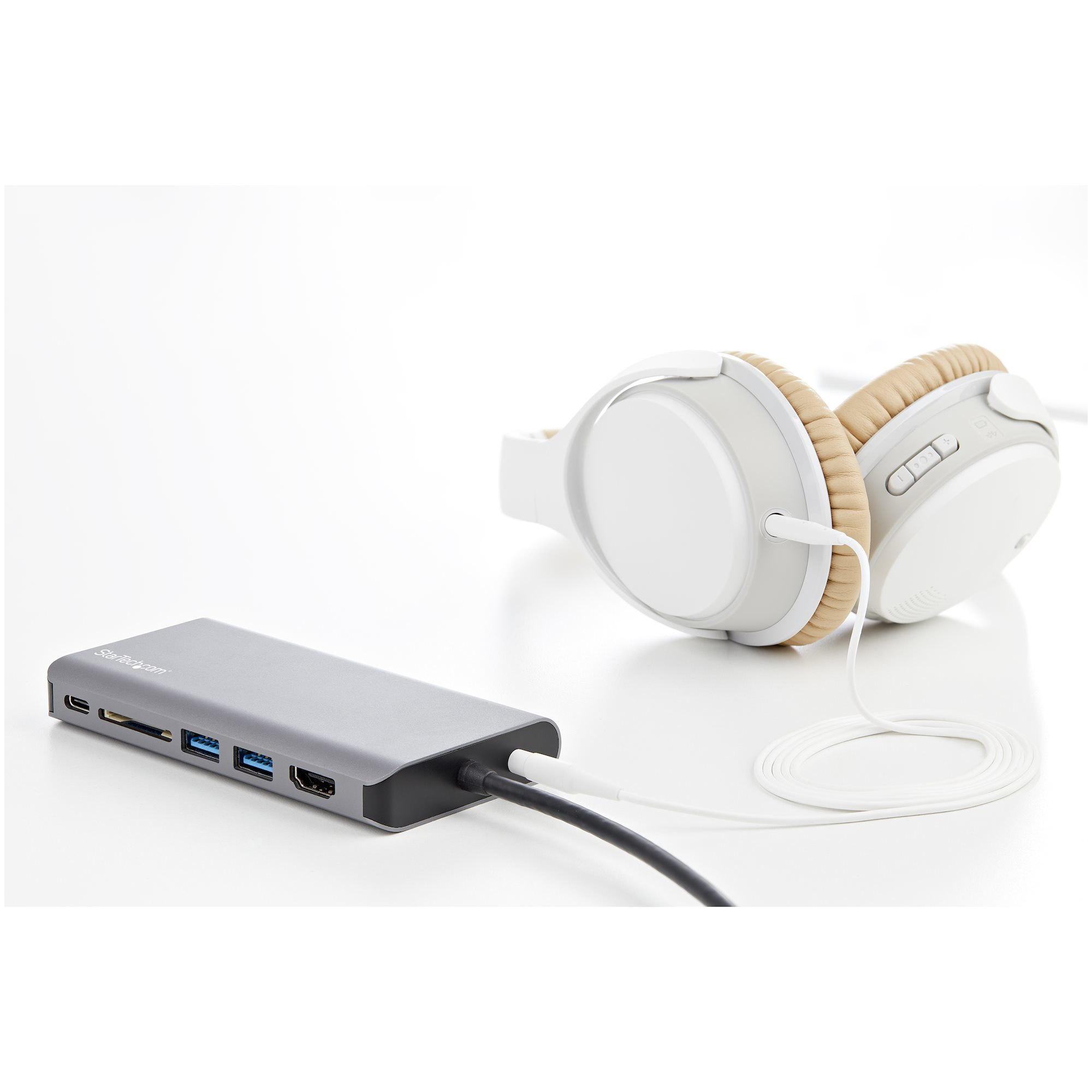 StarTech.com USB C Multiport Adapter - USB-C Mini Travel Dock w/ 4K HDMI or 1080p VGA - 3x USB 3.0 Hub, SD, GbE, Audio – image 7