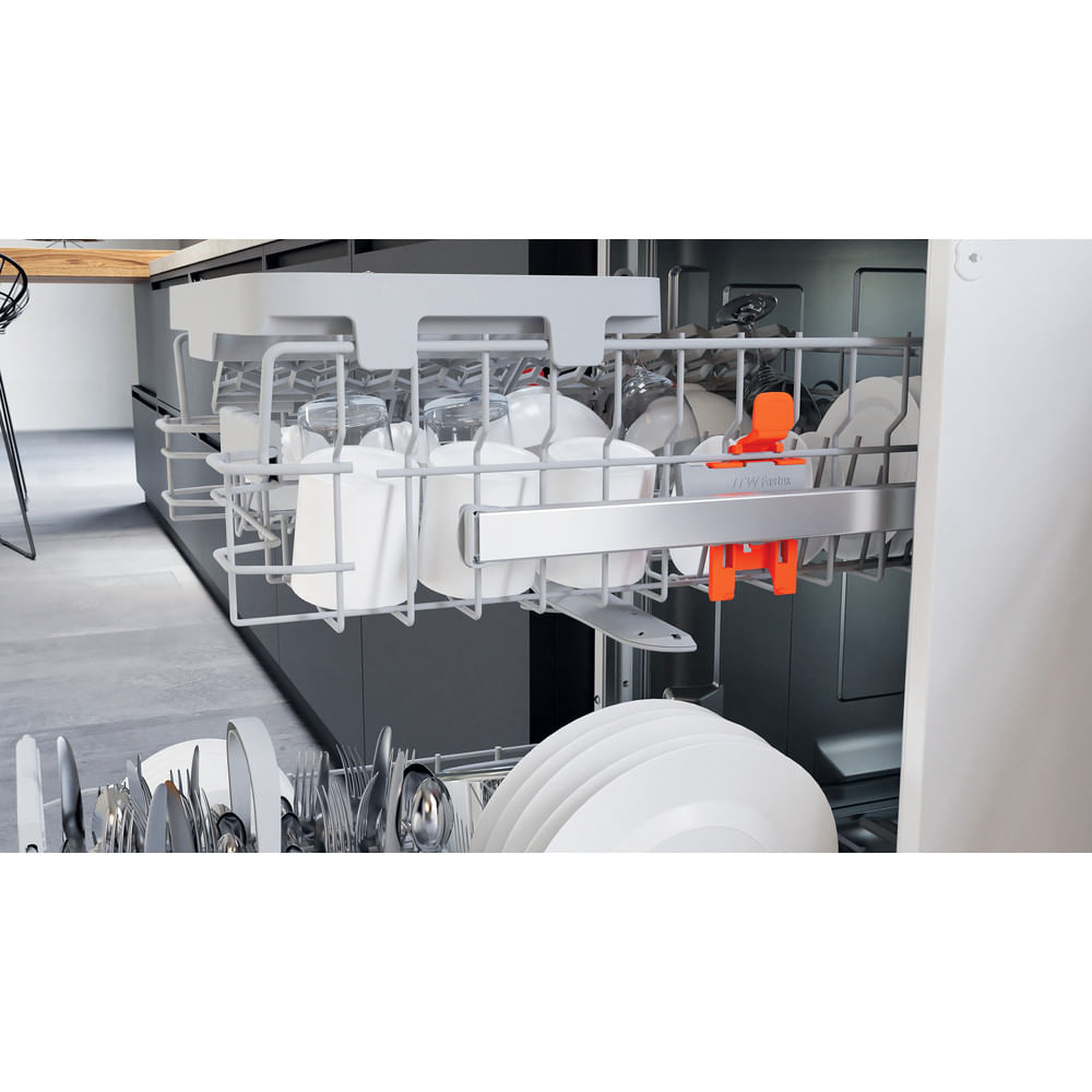 Hotpoint HSFC 3M19 C UK N – image 9