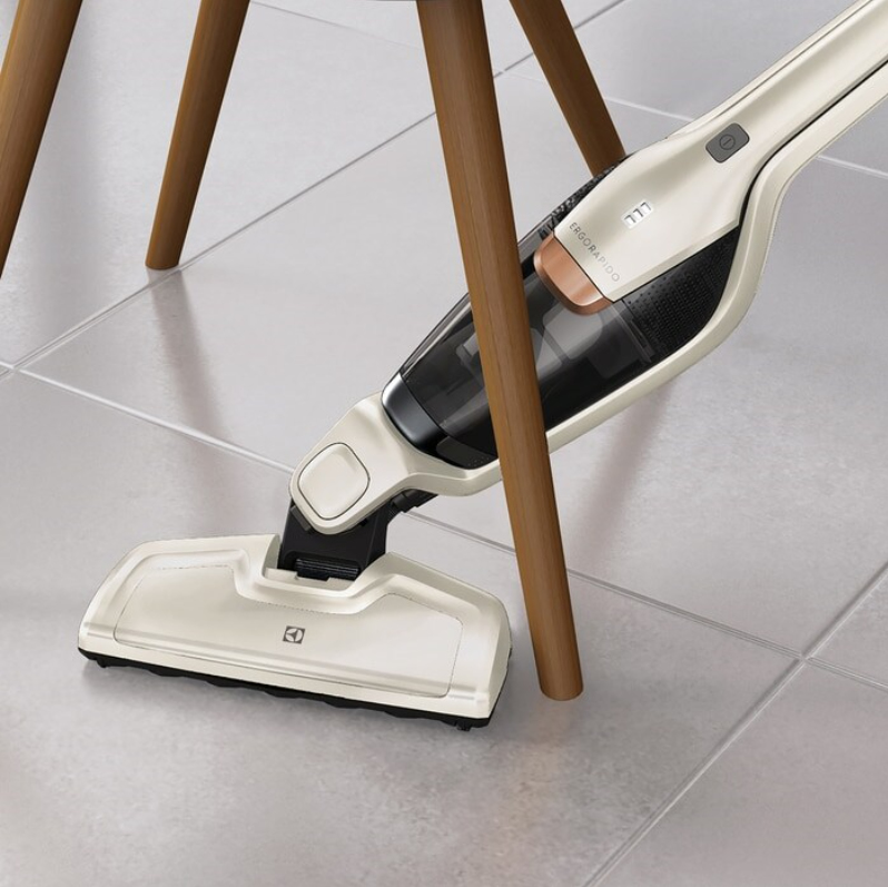 Electrolux EERC75SW stick vacuum/electric broom 2-in-1 stick vacuum Battery Dry Bagless – image 3