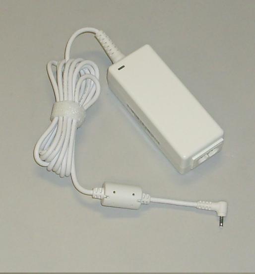 ASUS 90-XB02OAPW00100Q power adapter/inverter