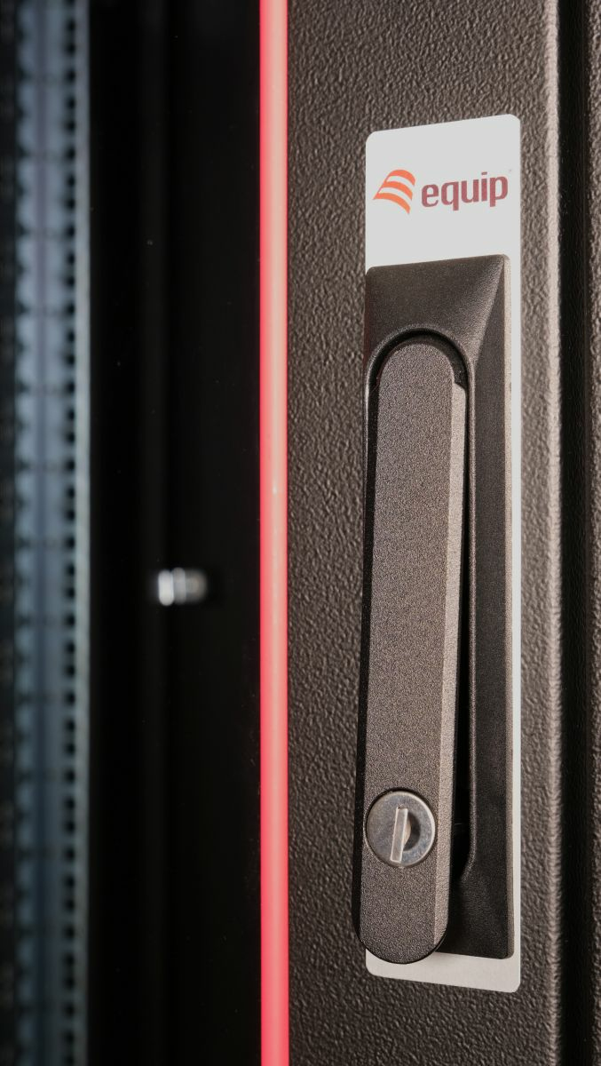 Equip Dynamic Flex 19' Cabinet, 22U – image 4