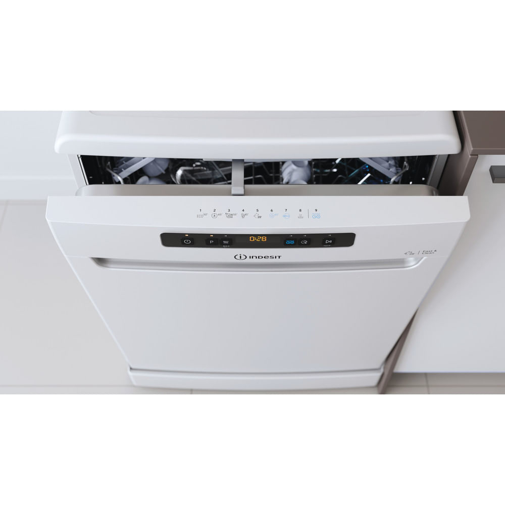 Indesit DFO 3T133F UK – image 9