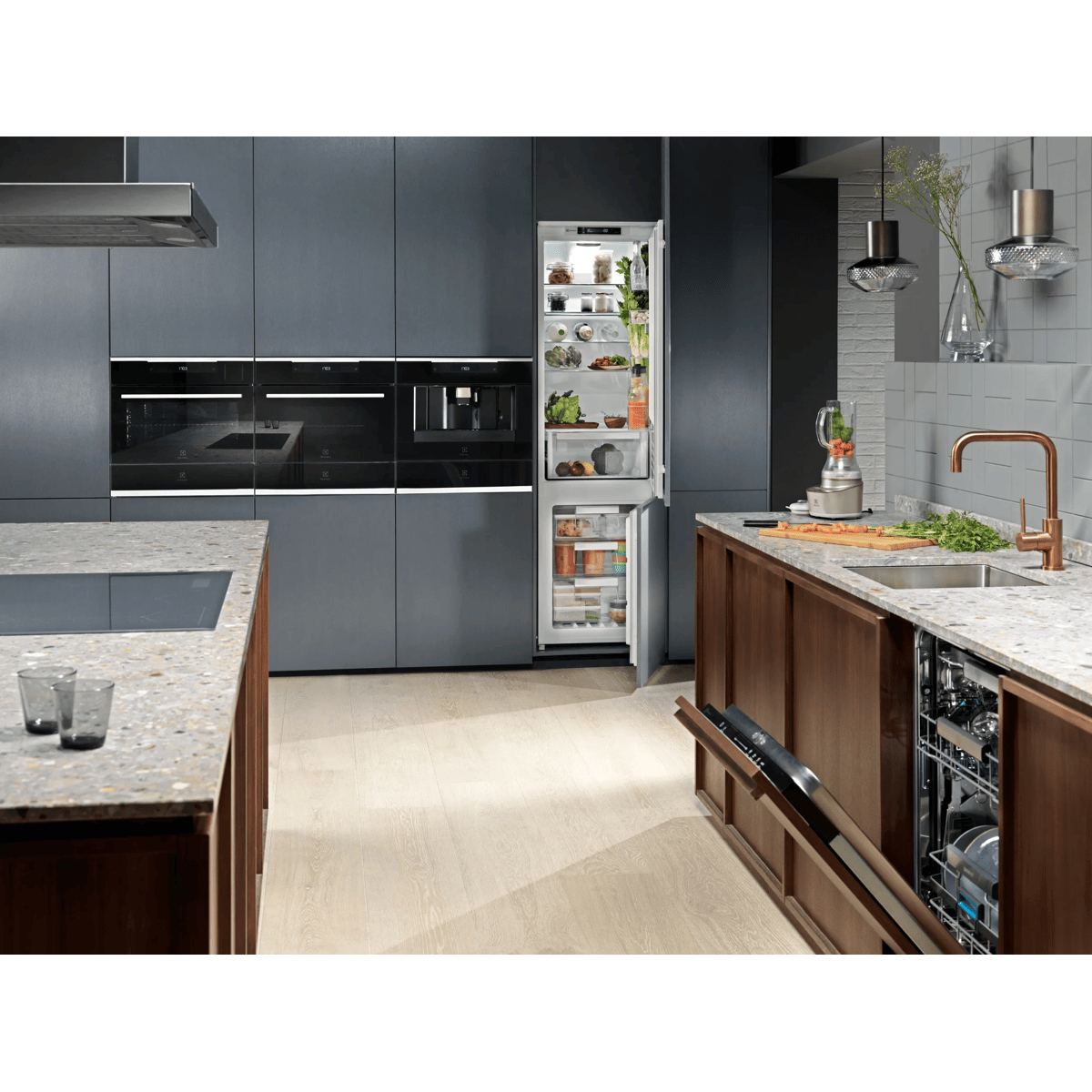 Electrolux KBS4X warming drawer 6 place settings – image 9