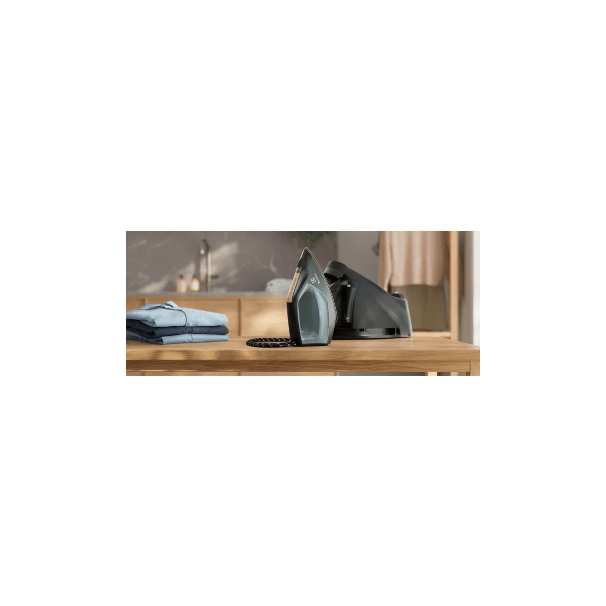 Electrolux E8ST2-8OG 2400 W 1.2 L RESILIUM soleplate Green – image 9