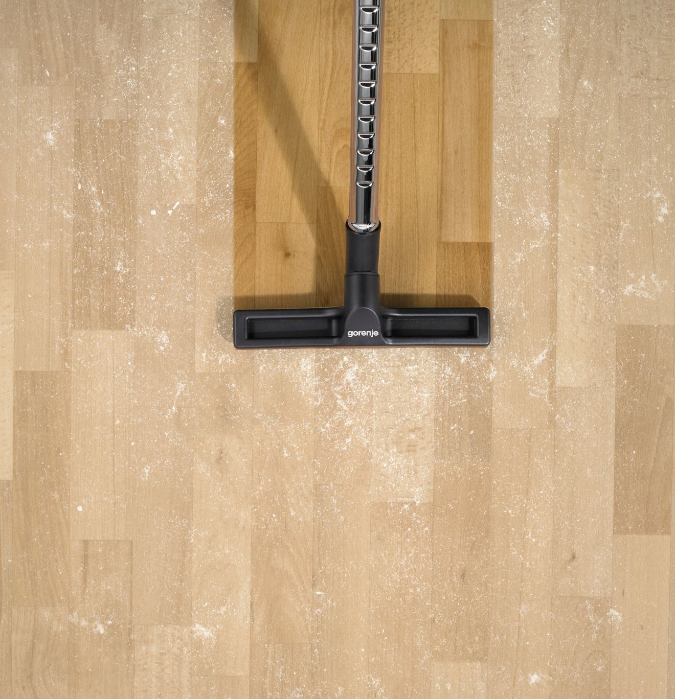 Gorenje VCEA22GLBU 3 L Cylinder vacuum Dry 700 W Dust bag – image 4