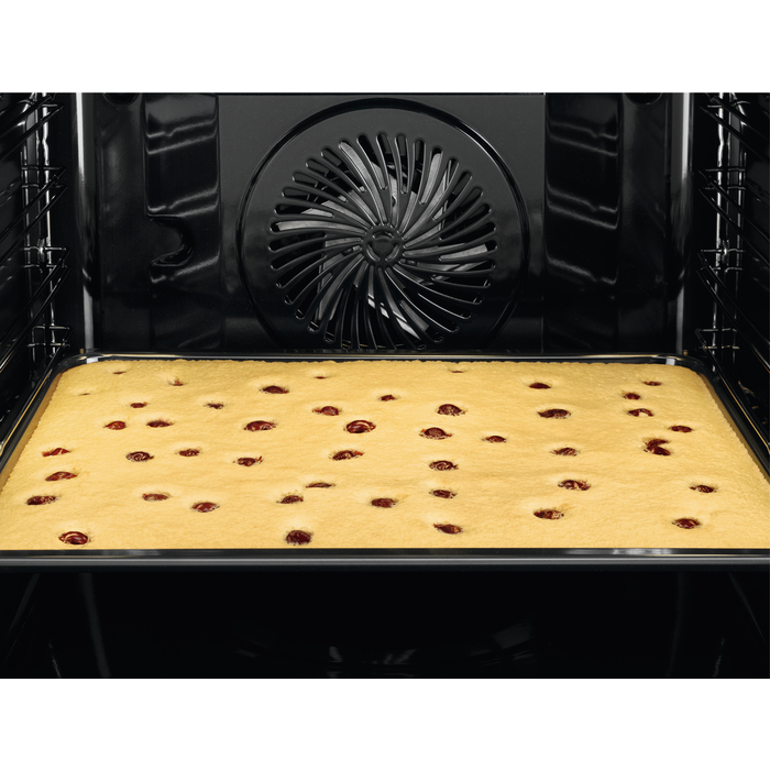 AEG BEE431210B oven – image 3