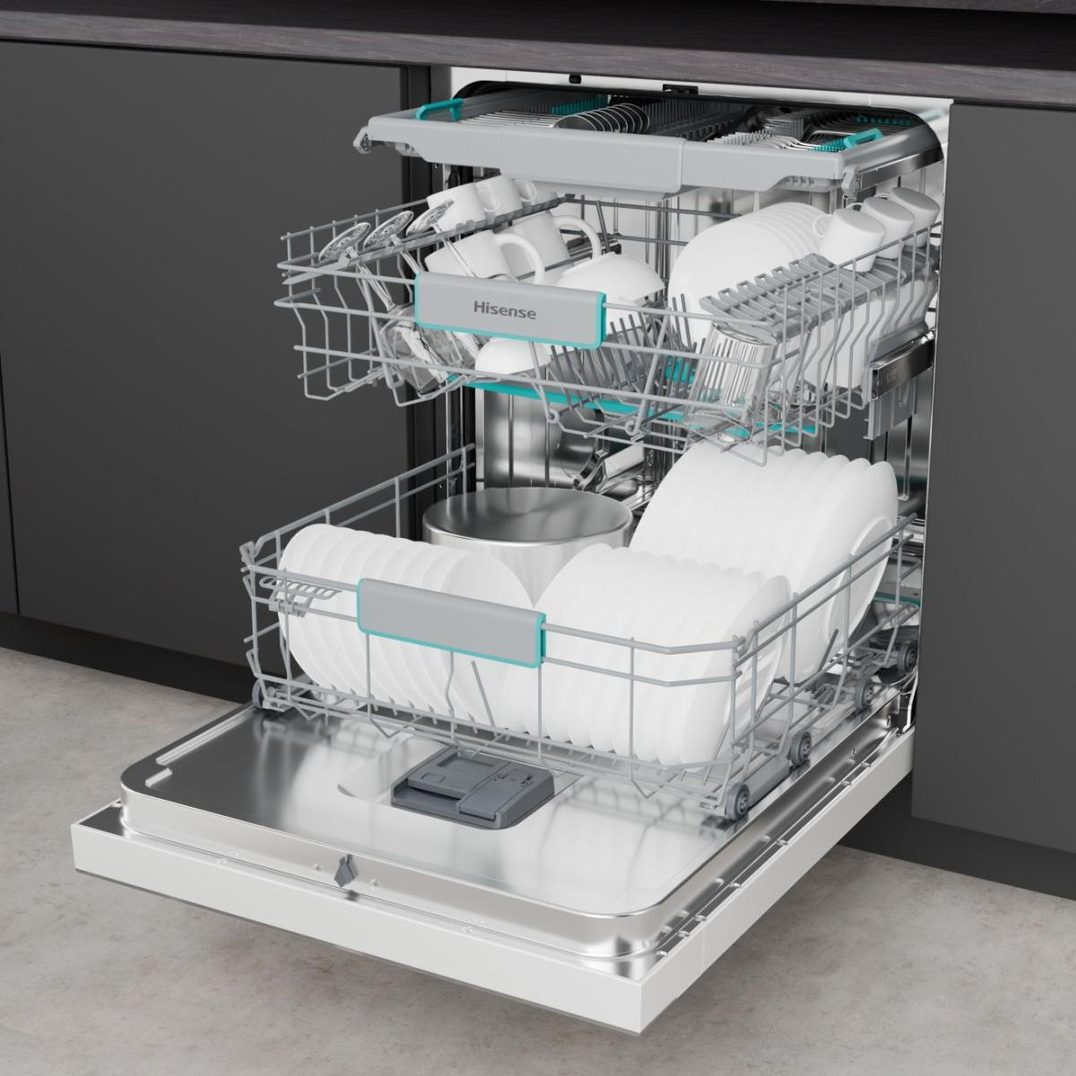 Hisense Dishwasher HBU5A6390W BK070 – image 5