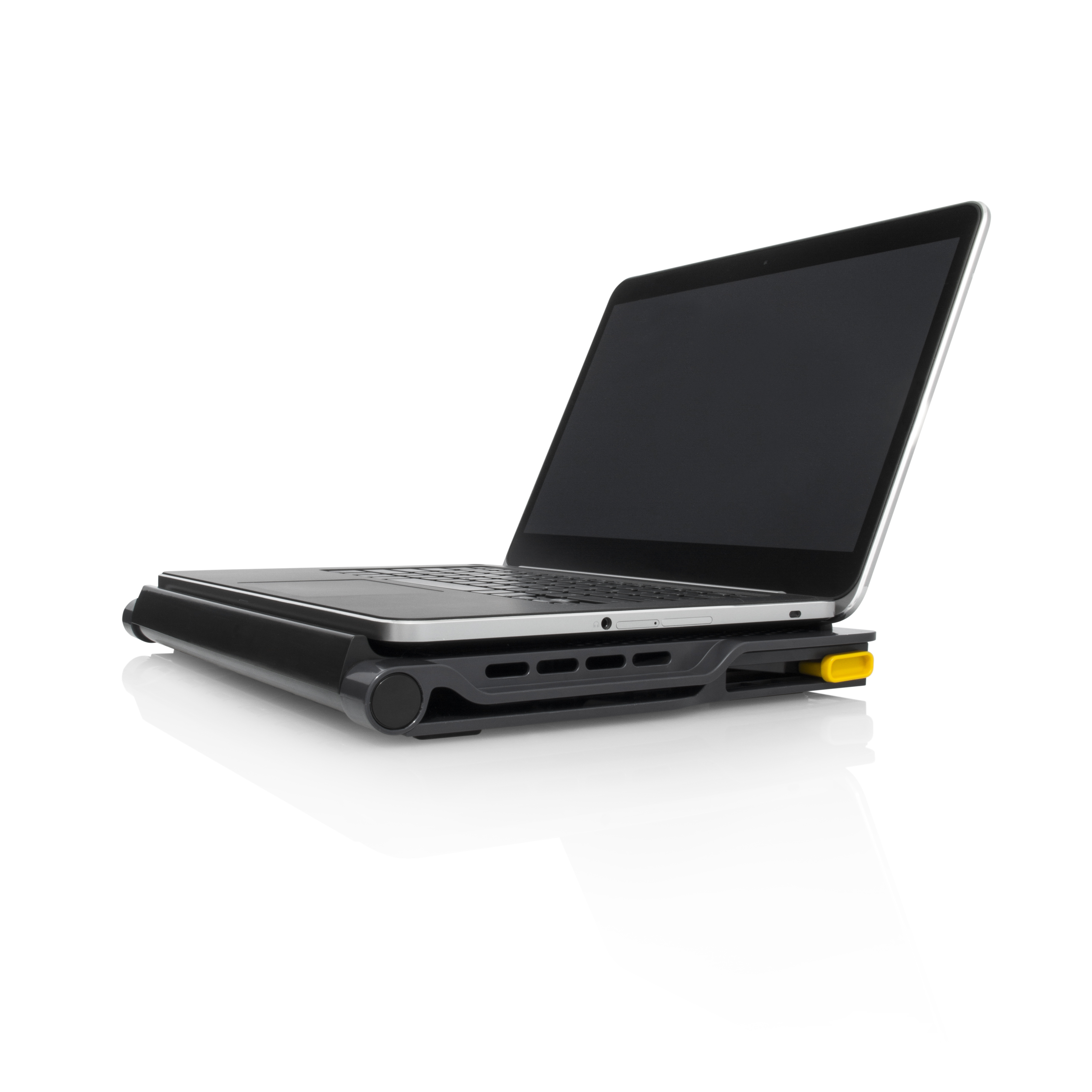 Targus AWE81US. Number of built-in cooling fans: 2 pc(s). Product colour: Black. Power source type: USB. Weight: 907 g. Di