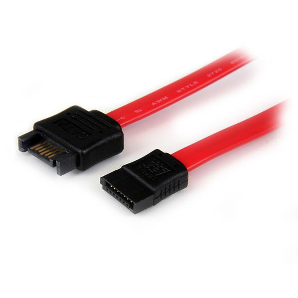 Extensor de datos SATA StarTech.com 30cm en uso