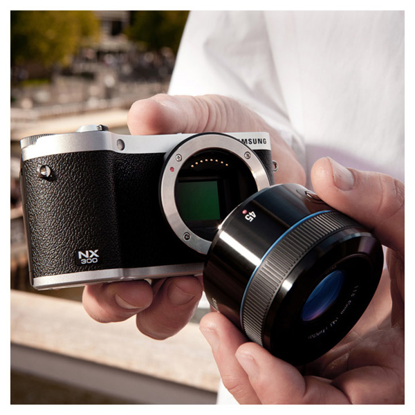 Samsung 300 + OIS III 18-55mm – image 5