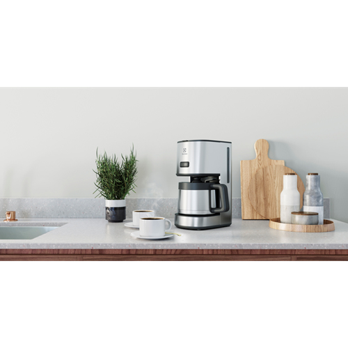 Electrolux E4CM1-6ST Semi-auto Drip coffee maker – image 3