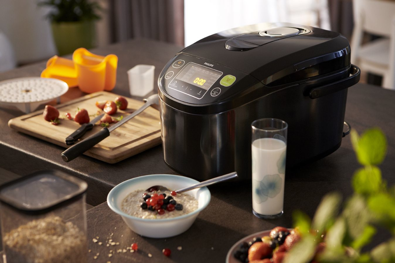 Philips Avance Collection HD3158/03 electric pressure cooker – image 5