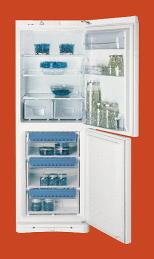Indesit BAAN12 fridge-freezer Freestanding White