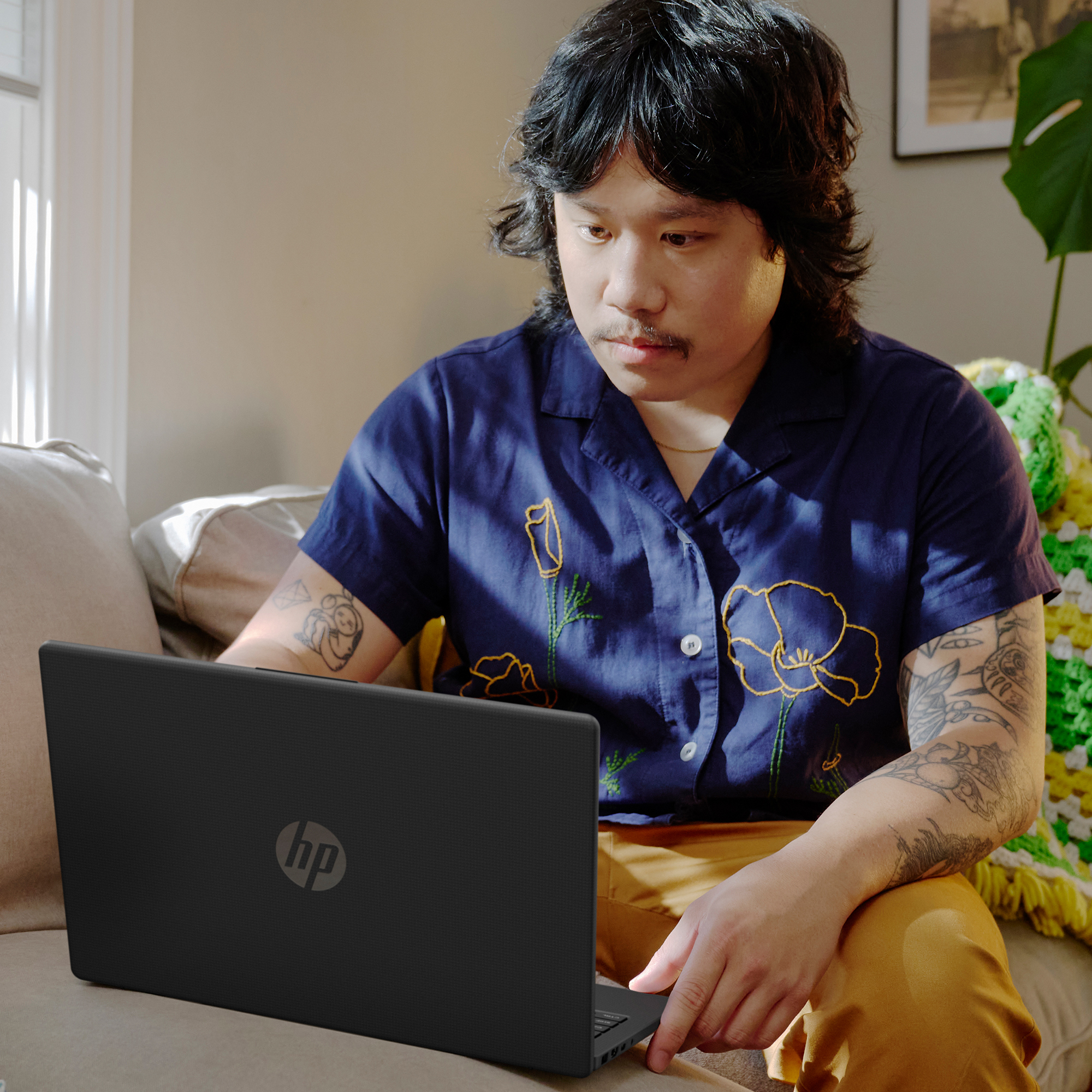 HP 14-ep1071nr Intel Core 5 120U Laptop – image 8