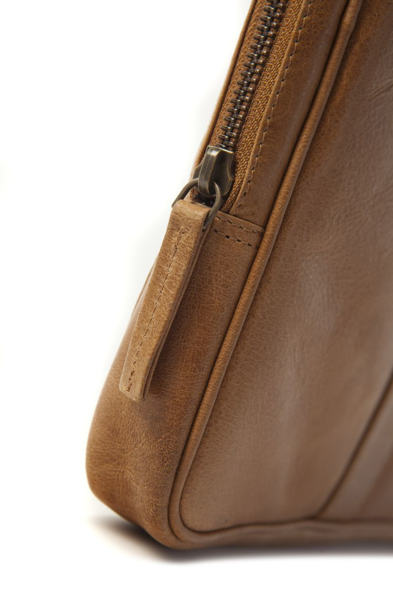 dbramante1928 Case with handles - Laptops - up to 15 Golden tan – image 2
