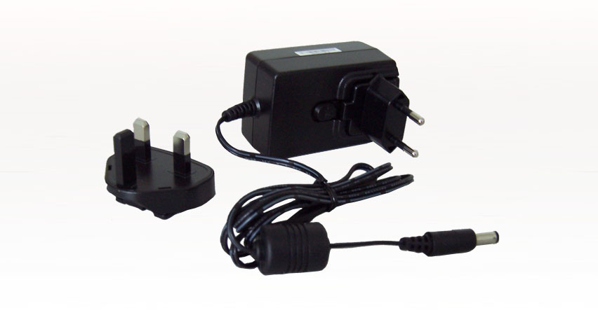 Freecom 34581 power adapter/inverter Indoor Black