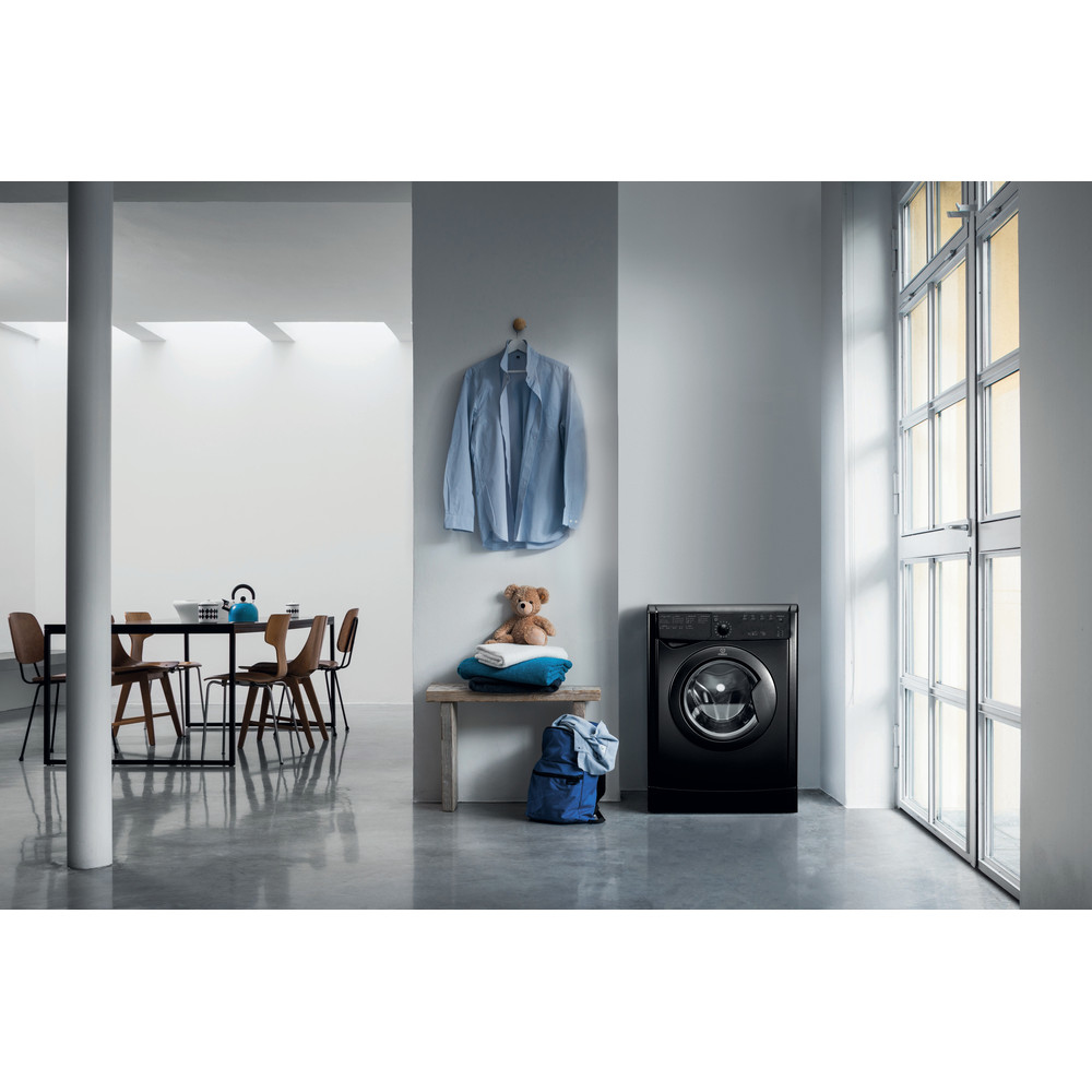 Indesit IDVL 75 BRK.9 UK – image 2