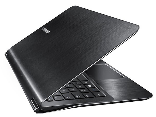Samsung 9 900X1A-A01FR Intel® Core™ i3 i3-380UM 29.5 cm (11.6") 2 GB DDR3-SDRAM 64 GB Windows 7 Home Premium Black – image 3