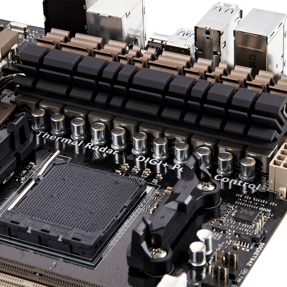 ASUS SABERTOOTH 990FX/GEN3 R2.0 – image 5