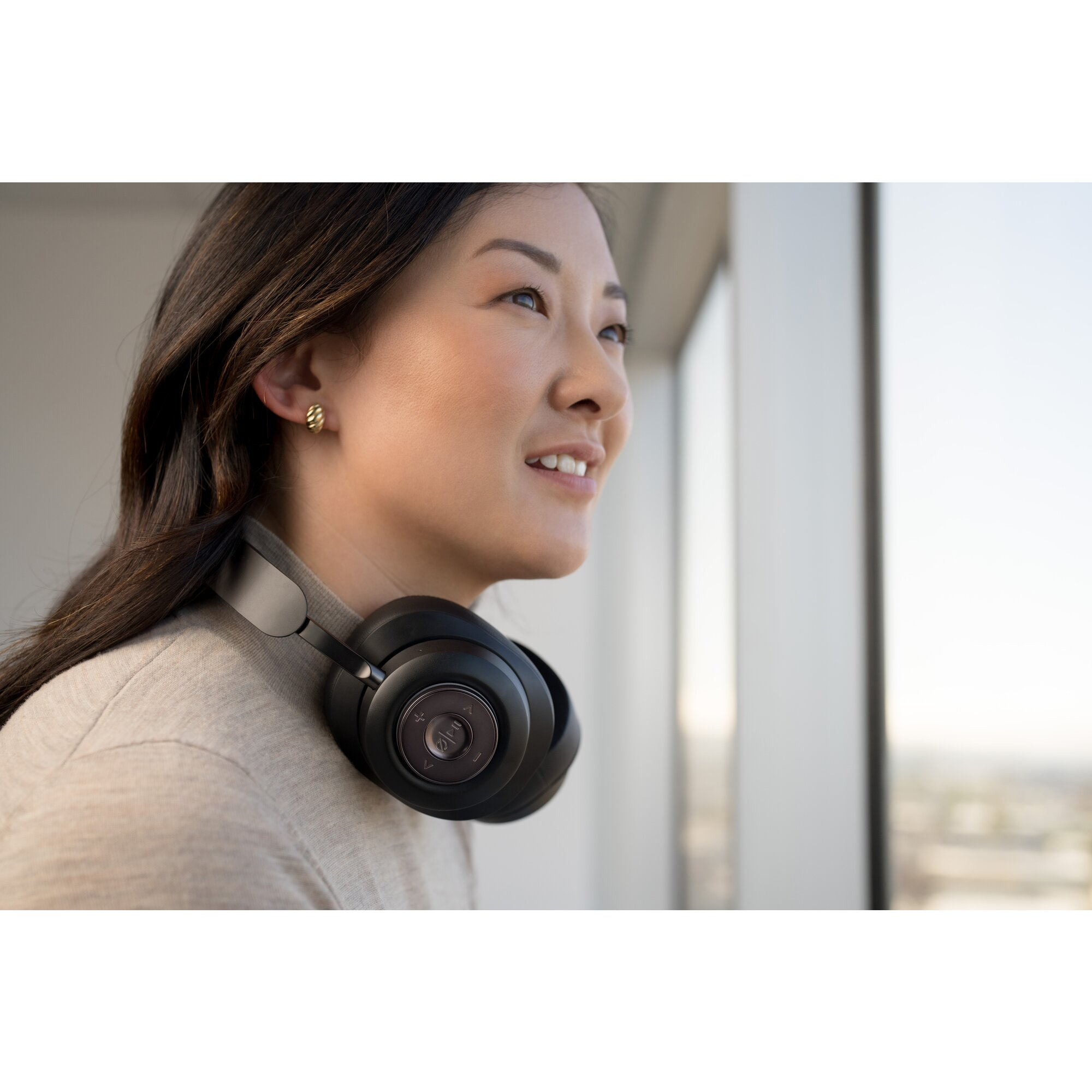 Kensington H3000 Bluetooth Over-Ear Headset image 16