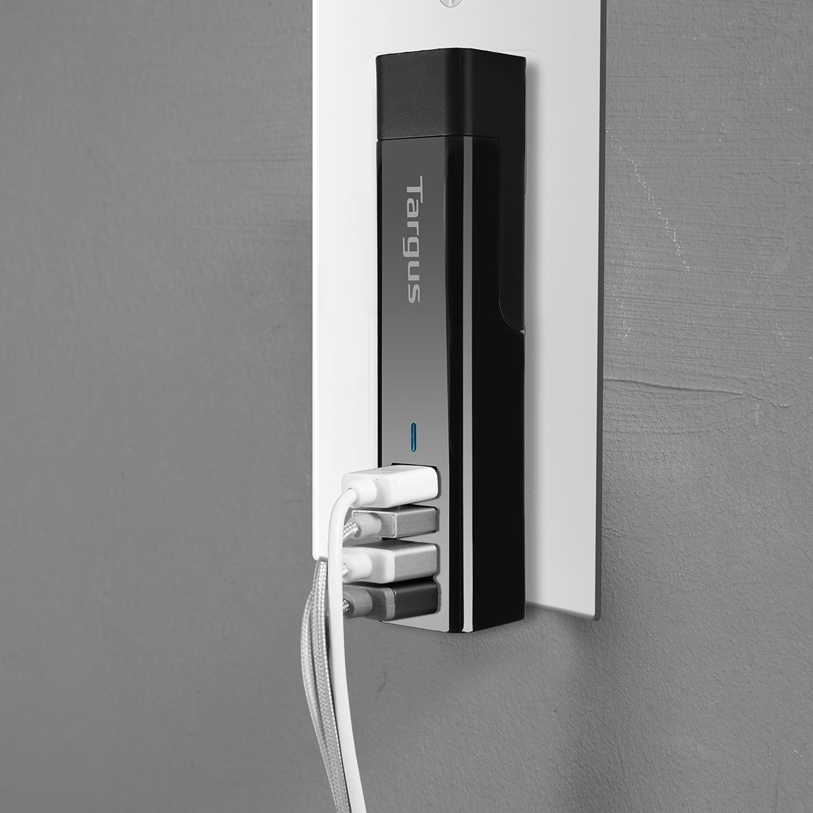 Targus APA750EU mobile device charger Universal Black AC Indoor – image 4