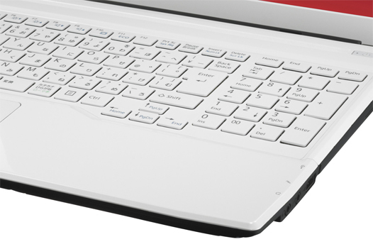 Fujitsu LIFEBOOK AH40/M AMD E E1-2100 Laptop – image 4