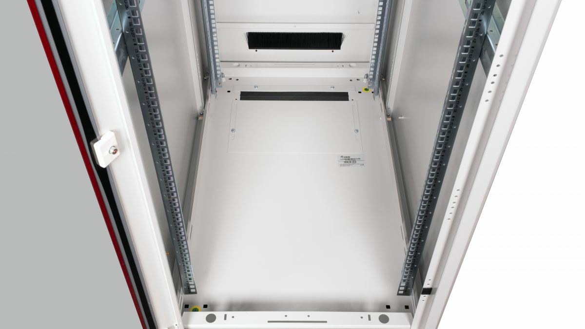 Equip Dynamic Flex 19' Cabinet, 42U – image 7
