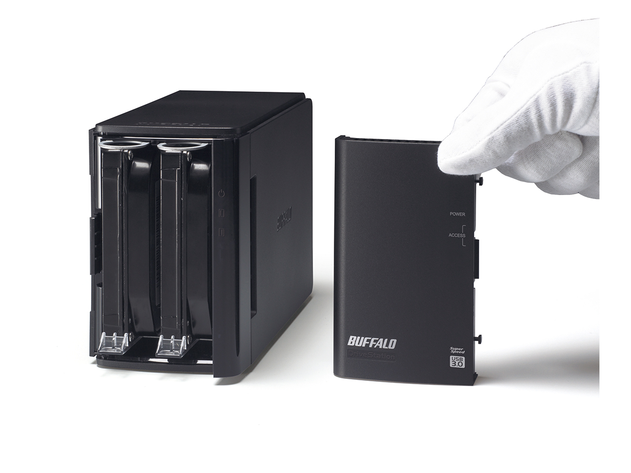 Buffalo DriveStation HD-WH8TU3/R1-C disk array – image 4