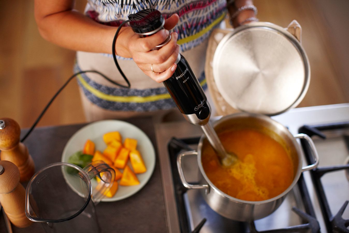 Philips Avance Collection HR1670/91 blender – image 3