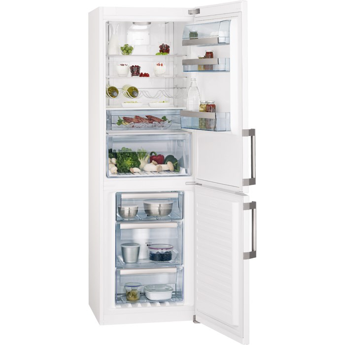 AEG S73920CMW2 fridge-freezer Freestanding