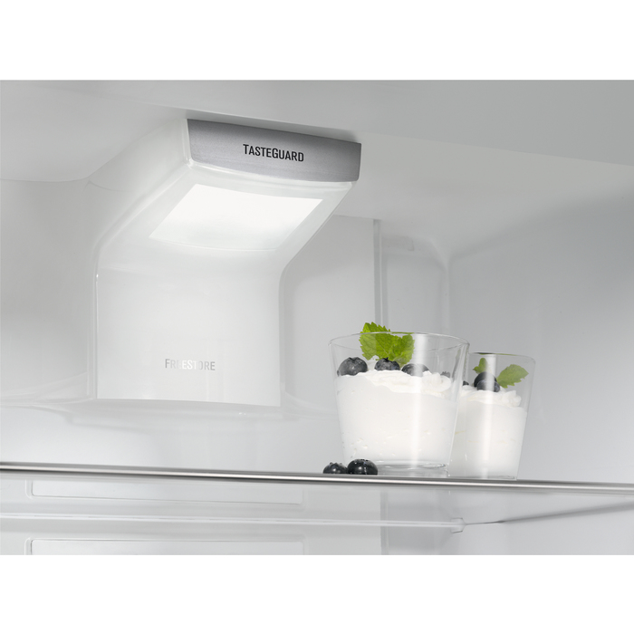 Electrolux ENG2854AOW Built-in – image 7
