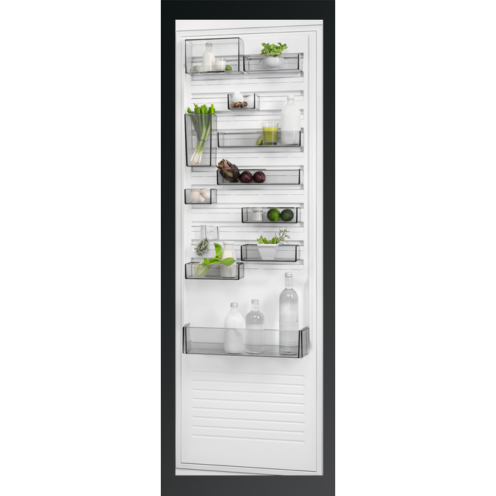 AEG RKE73924MW fridge Freestanding – image 7
