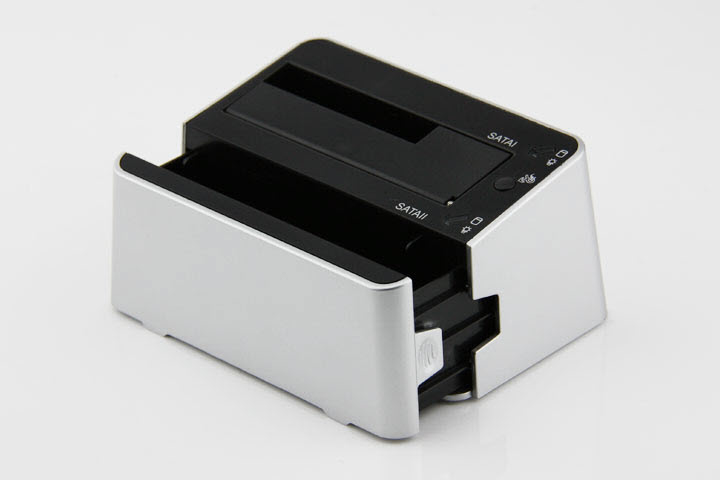 CoreParts 3UBT3 storage drive docking station