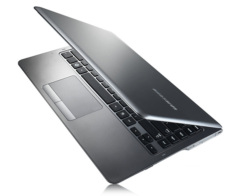Samsung 5 NP535U4X AMD A8 A8-4555M Laptop – image 9