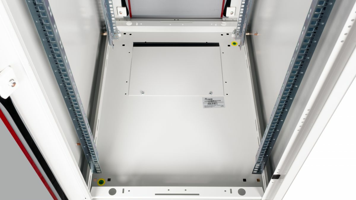 Equip Basic Flex 19' Cabinet, 42U – image 6