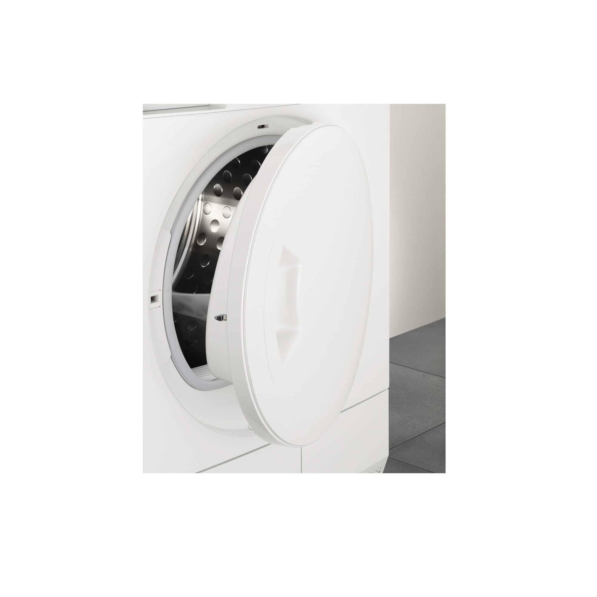 Electrolux EDP2074PDW tumble dryer Freestanding Front-load – image 4
