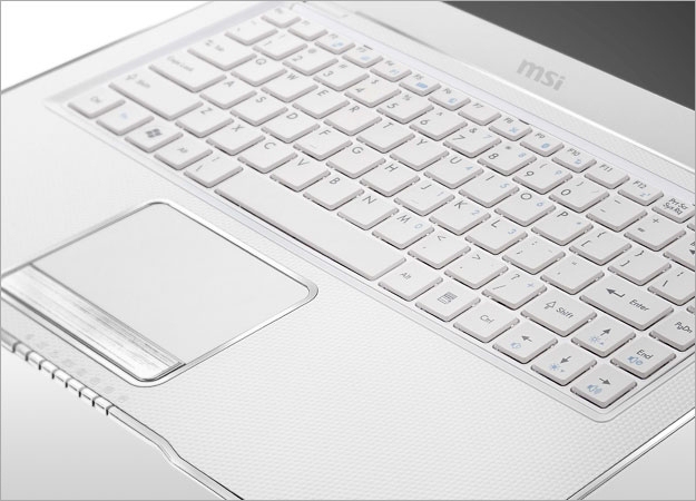 MSI X-Slim Series X370-206US laptop E-450 – image 8