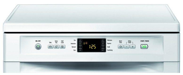 Hotpoint FDFEX11011P dishwasher Freestanding 13 place settings – image 2