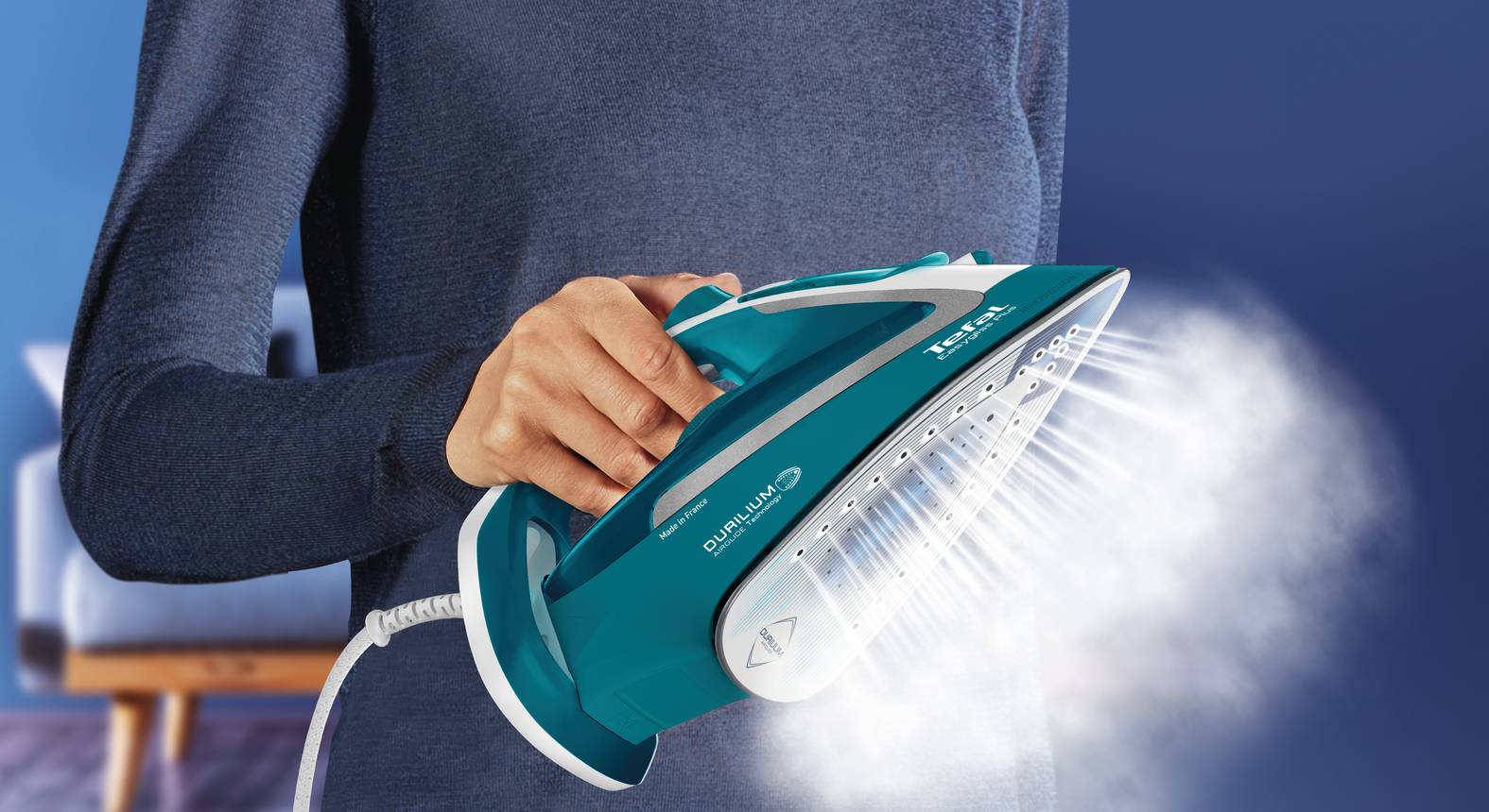 Tefal EasyGliss Plus FV5772E0 iron Dry & Steam iron Durilium Airglide soleplate – image 2