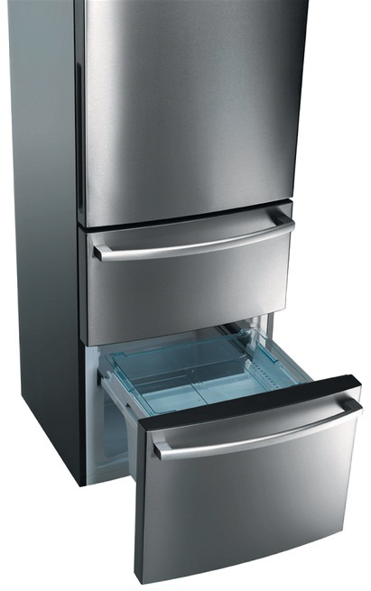 Haier AFL631CF fridge-freezer Freestanding – image 3